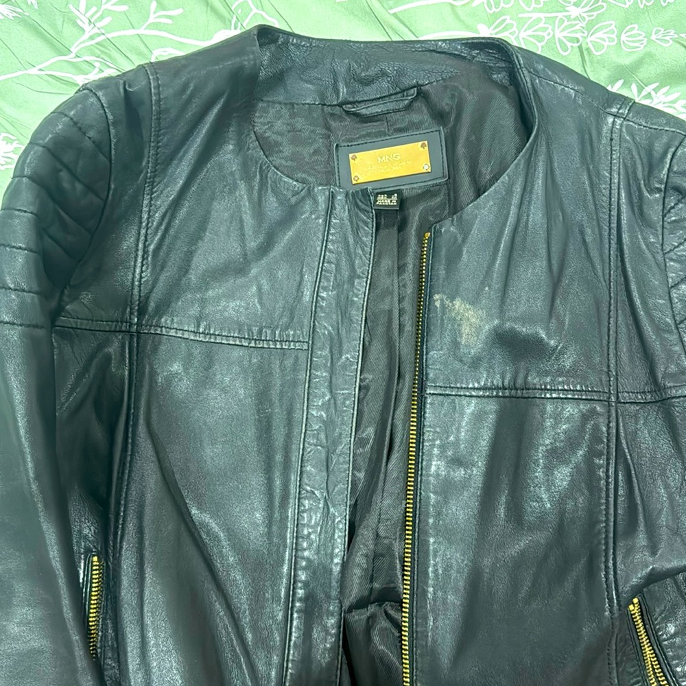 Black leather jacket - MANGO XS
